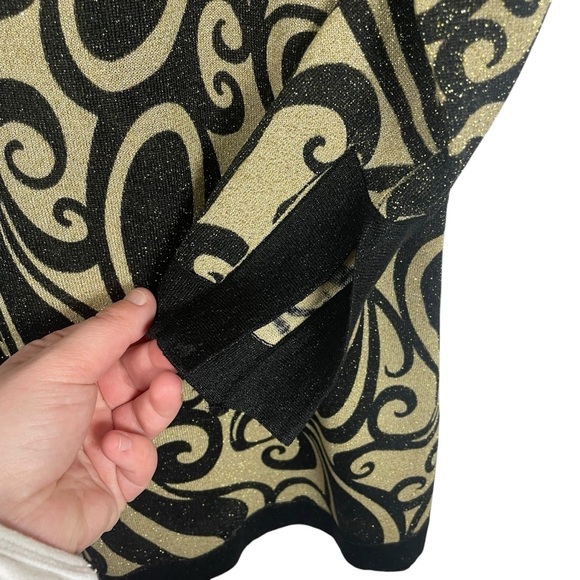 VINTAGE August Silk Knits Metallic Paisley Blouse in Black/Gold Size L - Picture 5 of 11